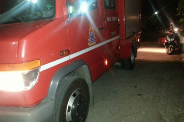 Θεσσαλονίκη: Φωτιά σε βαγόνια του ΟΣΕ