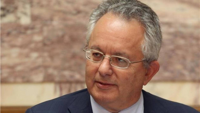 Αλιβιζάτο για πρόεδρο της Δημοκρατίας προτείνει ο Στ. Θεοδωράκης