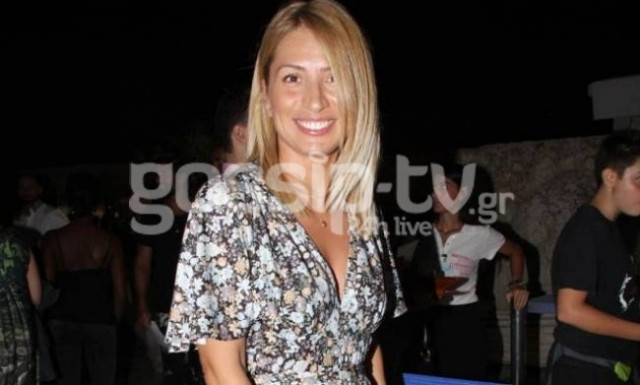 Μαρία Ηλιάκη: Πρώτη δημόσια εμφάνιση με νέο συνοδό! (φωτό)