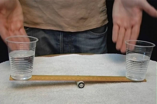 10 νέα κόλπα για να τρελάνετε τους φίλους σας (vid)