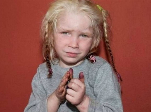 Νέα ζωή για την Μαρία: Χαμογελά και κοιτά παρακάτω!