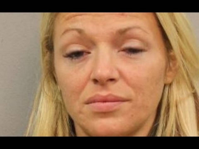 Προσπάθησε να πνίξει τον άντρα της για ένα... καπέλο (pics)