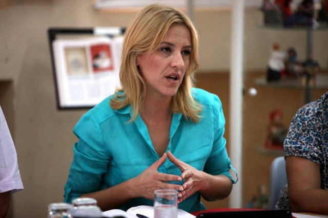 «Όχι» Δούρου σε επανέλεγχο συμβάσεων