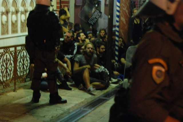 Παύλος Φύσσας: Συλλήψεις στο Κερατσίνι