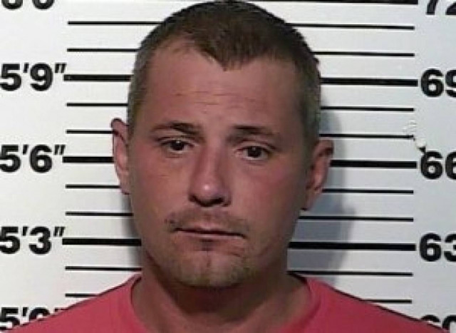 Ο χειρότερος πατέρας της χρονιάς - Δείτε πώς τιμώρησε τον γιο του