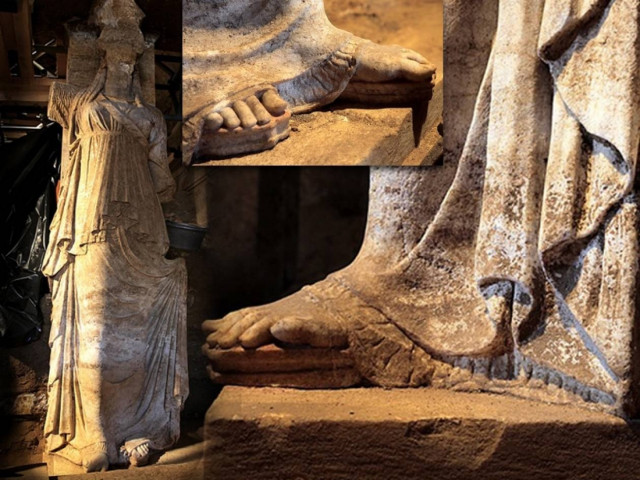 Αμφίπολη: Αποκαλύφθηκαν ολόκληρες οι καρυάτιδες...