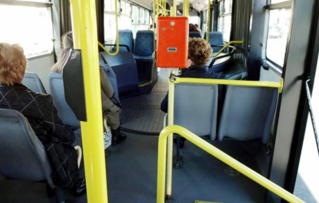 Τρεις συλλήψεις για διακίνηση πλαστών εισιτηρίων του Ο.Α.Σ.Α.