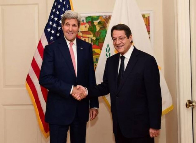 Αναλαμβάνει δράση ο Τζον Κέρι για το Κυπριακό