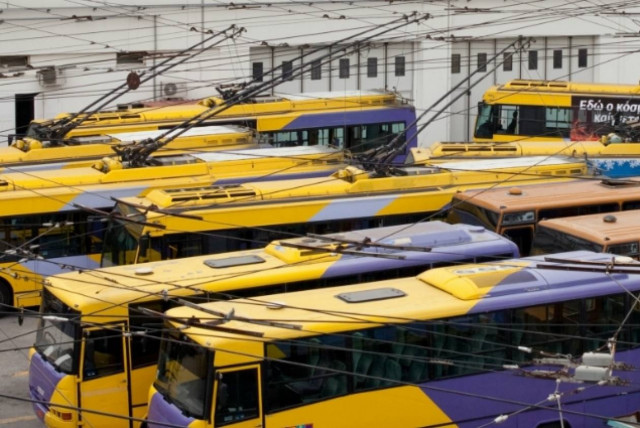 «Χειρόφρενο» για πέντε ώρες θα τραβήξουν οι οδηγοί των τρόλεϊ