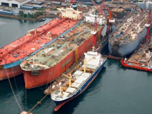 Greek ship-owners: They prosper by removing the Greek flag