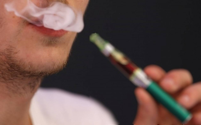 Έρευνα: Μηδαμινή η χρήση ηλεκτρονικού τσιγάρου από ανήλικους