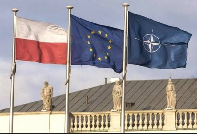 Πυρηνικά όπλα έναντι της Ρωσίας επιθυμεί πρώην Πολωνός πρόεδρος