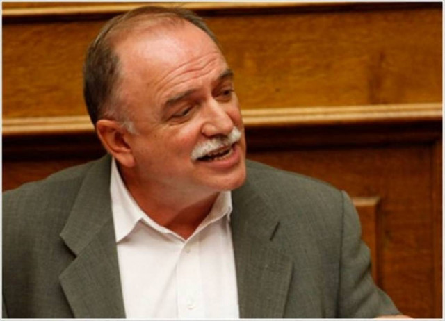 Παπαδημούλης για ΝΕΡΙΤ: «Πολλές σπατάλες» για την κάλυψη Σαμαρά στα 40 χρόνια της ΝΔ