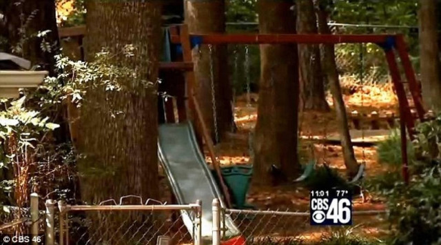 Τρίχρονος κρεμάστηκε μέσα σε νηπιαγωγείο (pics)