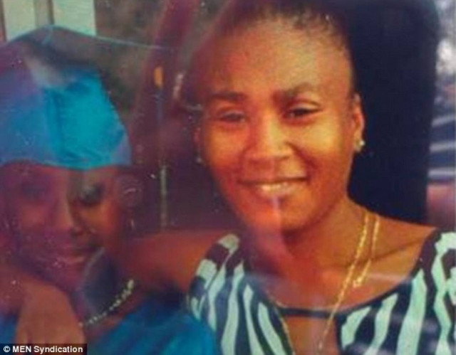 Την έδειραν μέχρι θανάτου μπροστά στα μάτια των παιδιών της (pics)