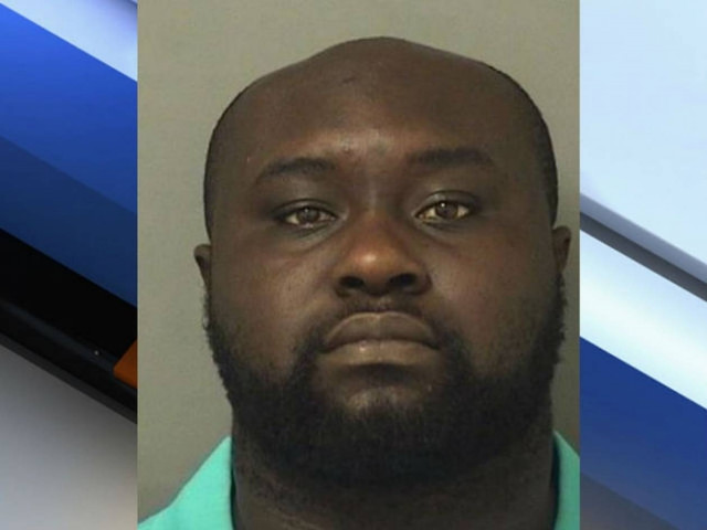 Έβγαλε όπλο για ένα μπέργκερ