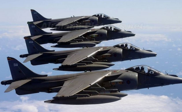 Βρετανία: Μαχητικά έκαναν τις πρώτες επιδρομές στο Ιράκ