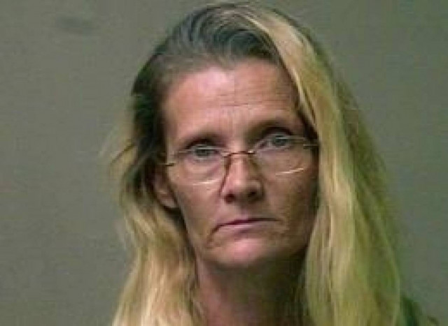 Φρίκη: Ντυνόταν μάγισσα και κακοποιούσε το εγγονάκι της