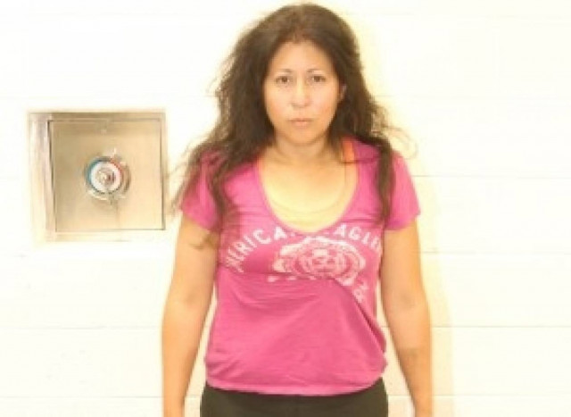 Φρικτό έγκλημα: Τεμάχισε τον φίλο της και έκρυψε τα κομμάτια σε γλάστρες