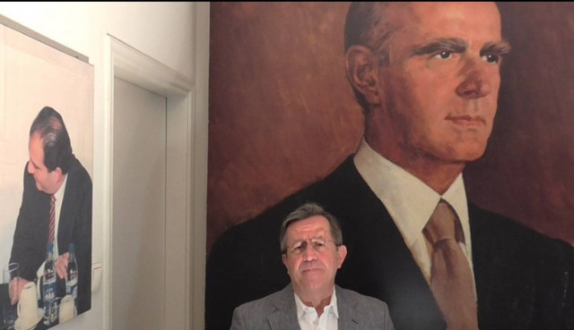 Ο Νίκος Νικολόπουλος για τα 40 χρόνια της Νέας Δημοκρατίας (vid)