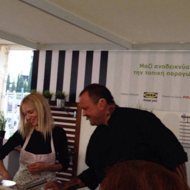 Δοκιμάζουμε και μαγειρεύουμε με τον Δημήτρη Σκαρμούτσο!