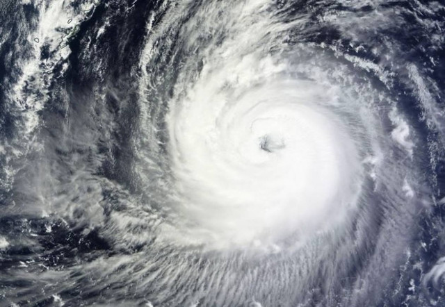 Ιαπωνία: Ένας νεκρός και τρεις αγνοούμενοι από τον τυφώνα Φανφόν