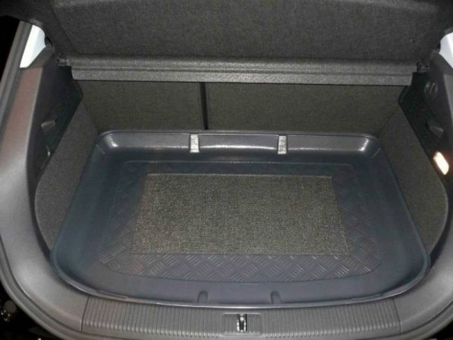 Πάγωσαν όταν άνοιξαν το πορτ-μπαγκάζ και αντίκρισαν έναν...