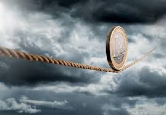 Μαύρα σύννεφα πάνω από την παγκόσμια οικονομία