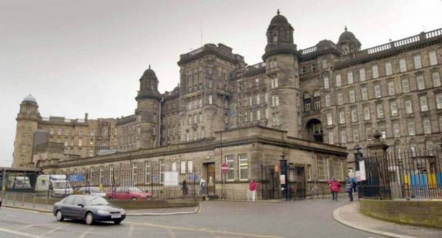 Πήγε για άλλο χειρουργείο και του έκαναν περιτομή