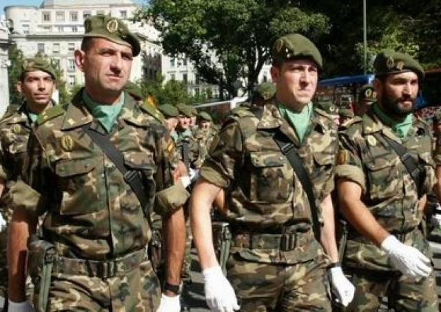 Ισπανοί στρατιωτικοί αναλαμβάνουν την εκπαίδευση των ιρακινών ενόπλων δυνάμεων