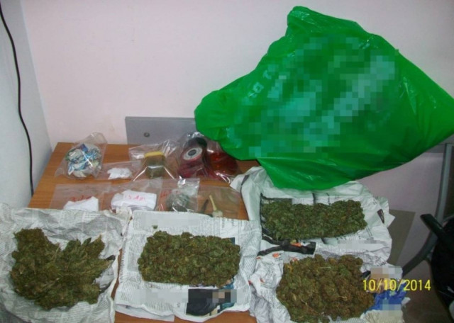 Κομοτηνή: Συνελήφθη 33χρονος για καλλιέργεια δενδρυλλίων κάνναβης (pics)