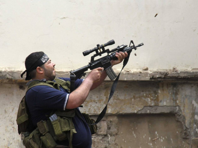 Συρία: Αντάρτες κυνηγούν και σκοτώνουν μαχητές του ΙΚ