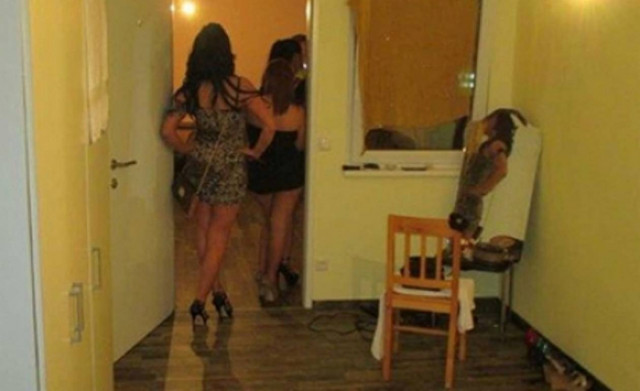 Η κυβέρνηση του Σάλτσμπουργκ επιστρέφει 1 εκατ. ευρώ στις ιερόδουλες