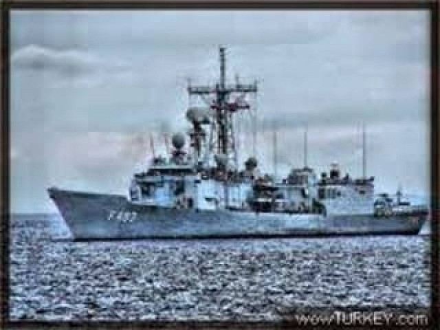 Τουρκική φρεγάτα παρακολουθεί τη γεώτρηση στην κυπριακή ΑΟΖ
