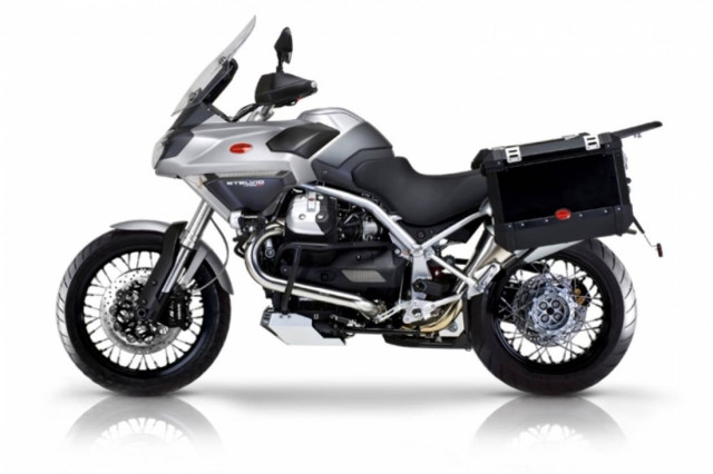 Moto Guzzi Stelvio ΝΤΧ: Οδήγηση χωρίς περιορισμούς