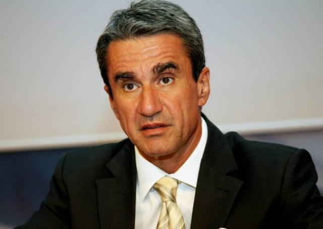 Λοβέρδος: Απόλυτη προτεραιότητα οι αλλαγές στο δημοτικό σχολείο