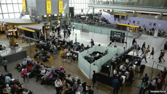 Έμπολα: Έλεγχοι στο αεροδρόμιο του Χίθροου