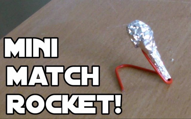 Πώς να φτιάξετε μια «ρουκέτα» με ένα σπίρτο και αλουμινόχαρτο (Video)