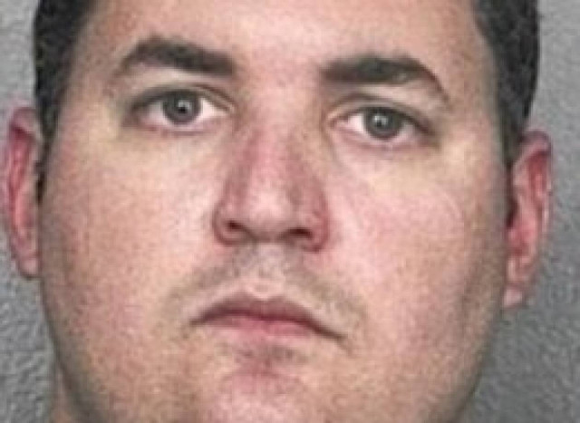 Αστυνομικός έκανε συμφωνία με συλληφθείσα έναντι στοματικού σεξ