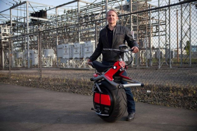 Ryno Motors: Μοτοσυκλέτα με ένα τροχό