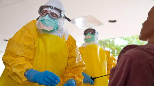 Έμπολα: Έτσι χτυπάει τον ανθρώπινο οργανισμό ο ιός (vid)