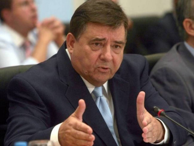 Καρατζαφέρης: Ο Σαμαράς δε μπορεί να κρατηθεί στην εξουσία