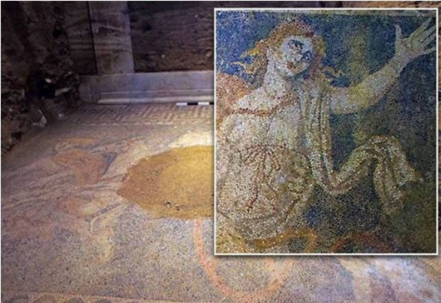 Amphipolis: Everyone talks about Persephone and her secret