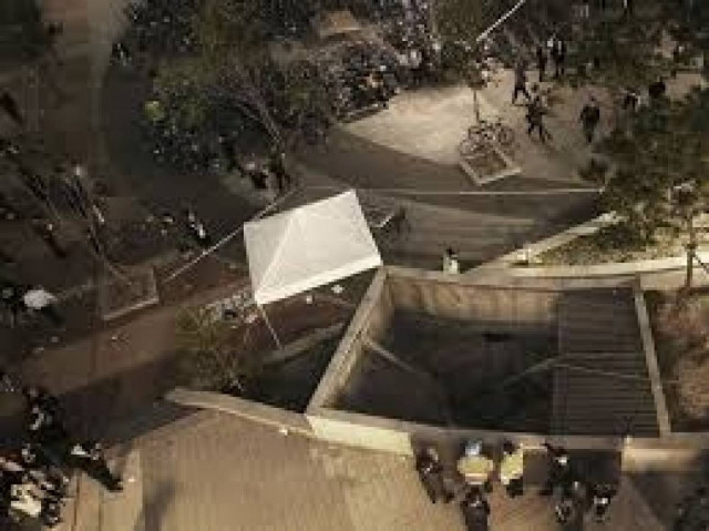 Νεκρός ο διοργανωτής της «ματωμένης» συναυλίας στη Νότια Κορέα (pics+video)