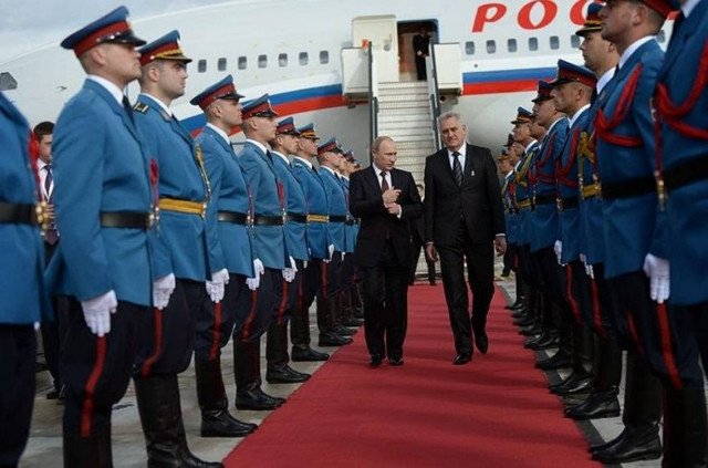 Η Ρωσία θα κάνει επενδύσεις στη Σερβία ύψους 10 δις δολαρίων