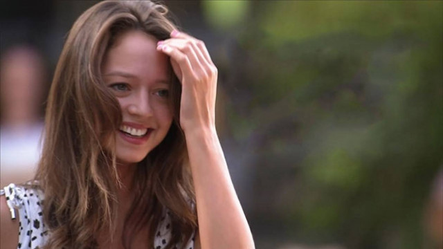 Πήγε για φαγητό με μια φίλη της αλλά δεν φανταζόταν το... (Vid)