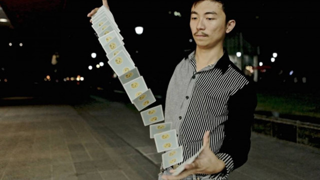 Οι μάγοι της τράπουλας στη Σιγκαπούρη (Video)