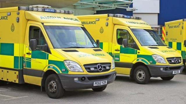 Έφηβη κατέρρευσε ενώ έπαιζε μπάλα (pics)