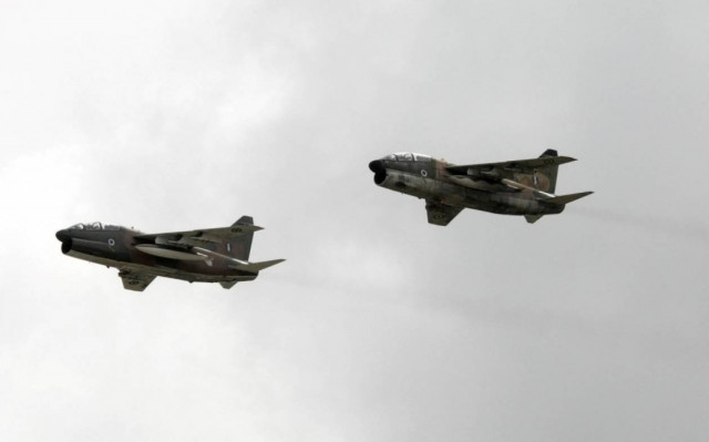 «Αντίο» στα βομβαρδιστικά αεροσκάφη Corsair A-7