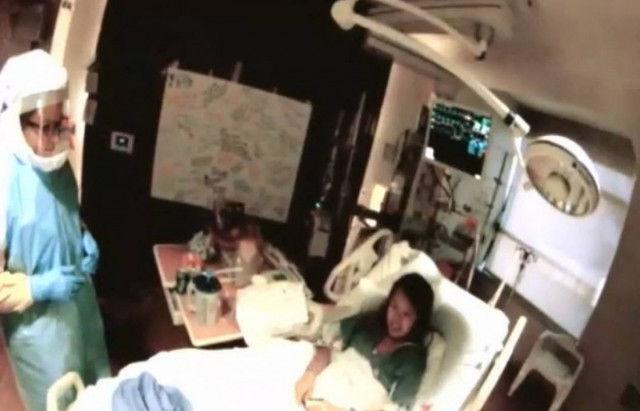 ΗΠΑ: Σε καλύτερη κατάσταση η νοσηλεύτρια που προσβλήθηκε από τον Έμπολα